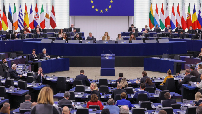 A Fidesz kiáll a brüsszeli korrupció felszámolása mellett