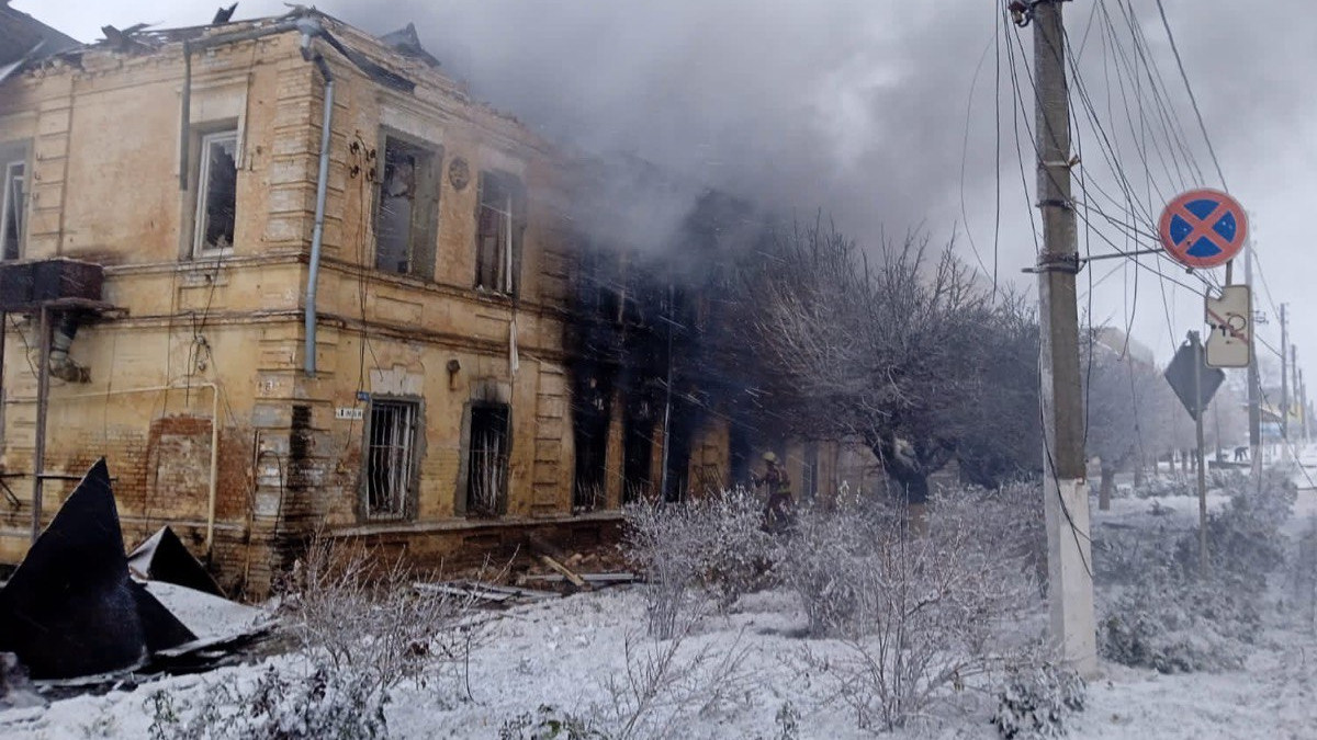 Vilnyanszk ukrán város kórházának szülészeti részlege orosz rakétatámadás után. Fotó: Facebook