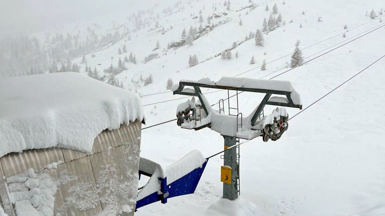 Svájcban esik le a magyar hó is