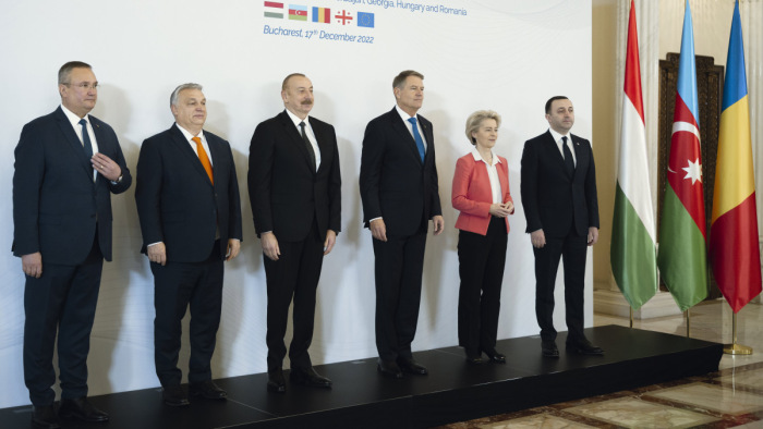 Az EU vezetése is beállt az azeri-román-georgiai-magyar energiaprojekt mellé