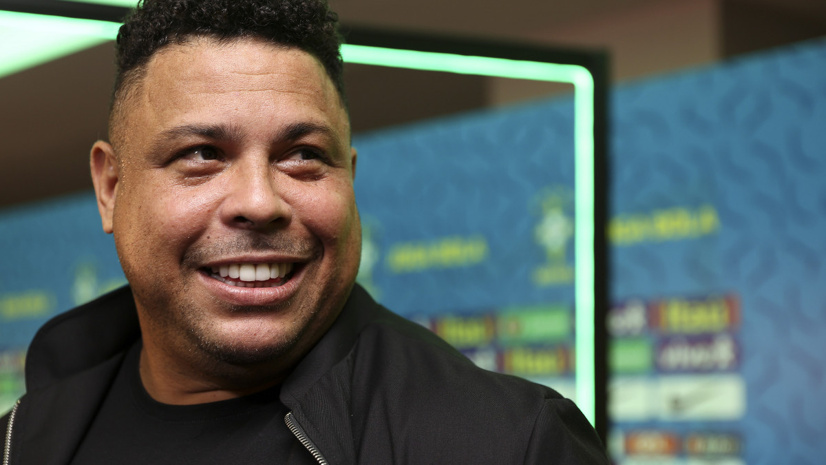 RIO DE JANEIRO, BRAZIL - JUNE 30: Brazilian former football player Ronaldo Nazario attends a ceremony organized by Brazilian Football Confederation to honor 2002 FIFA World Champions on the 20th anniversary at Fairmont Hotel on June 30, 2022 in Rio de Janeiro, Brazil.  (Photo by Buda Mendes/Getty Images)