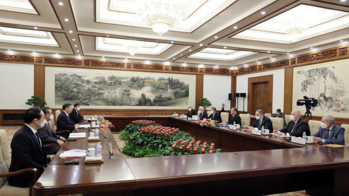 Nagy kínai–orosz „óraegyeztetést” tartottak Pekingben