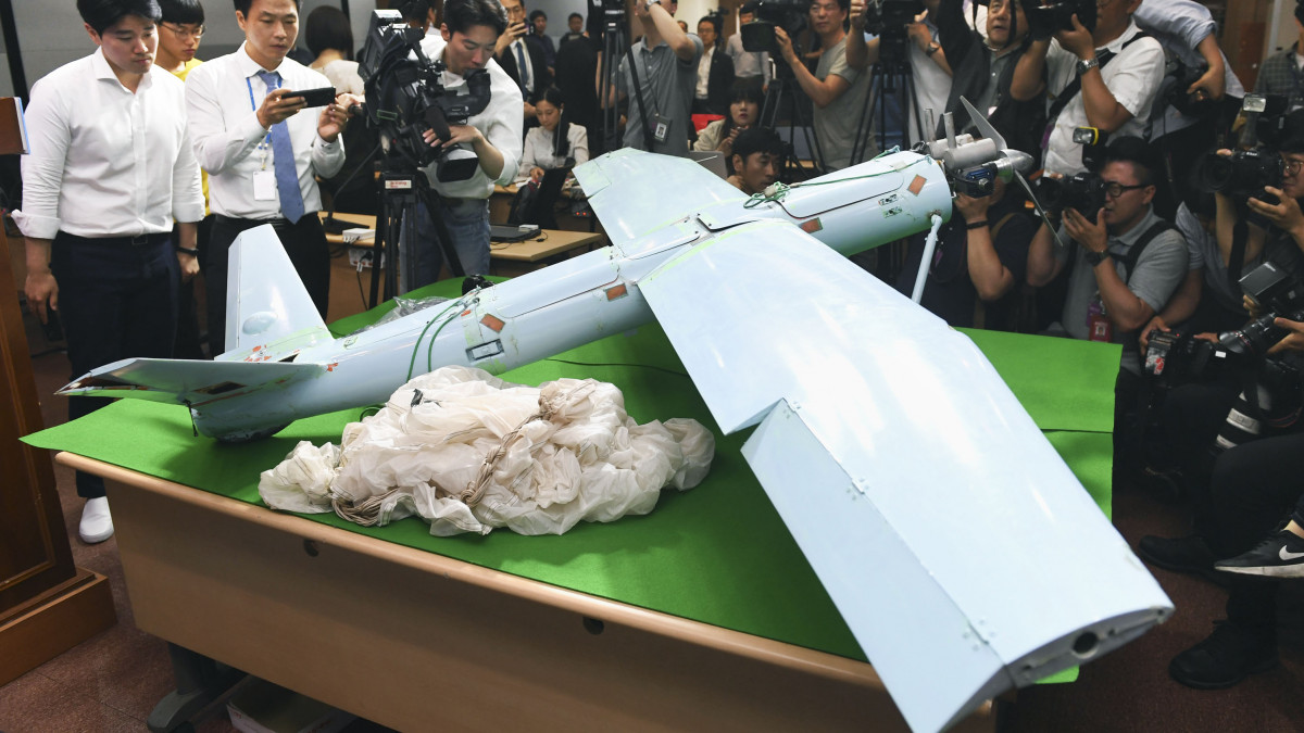 South Koreas Defense Ministry shows a North Korean drone at a press conference in Seoul on June 21, 2017. A probe has confirmed that the drone found on South Koreas northeastern border earlier in the month was operated by the North with the purpose of taking photos of a U.S. anti-missile system deployment site. (Kyodo) ==Kyodo (Photo by Kyodo News Stills via Getty Images)