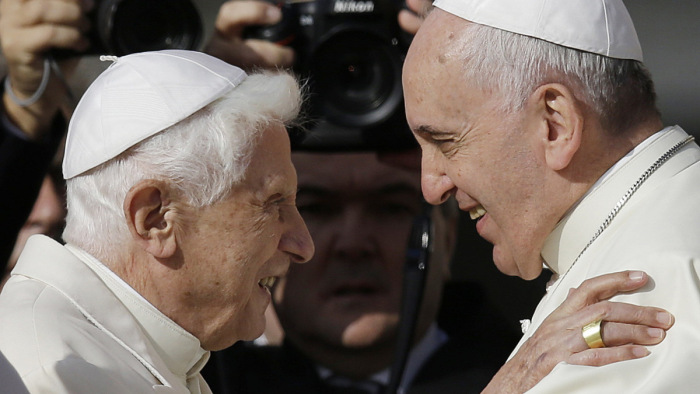 Ferenc pápa búcsúja XVI. Benedektől: Jézus hű barátja volt