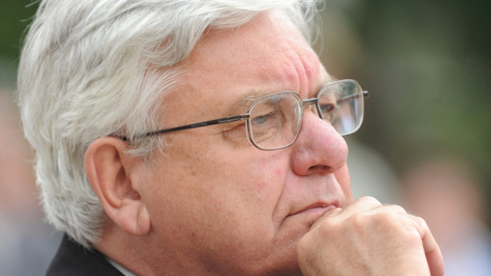 Elhunyt a legismertebb magyar felvidéki politikus