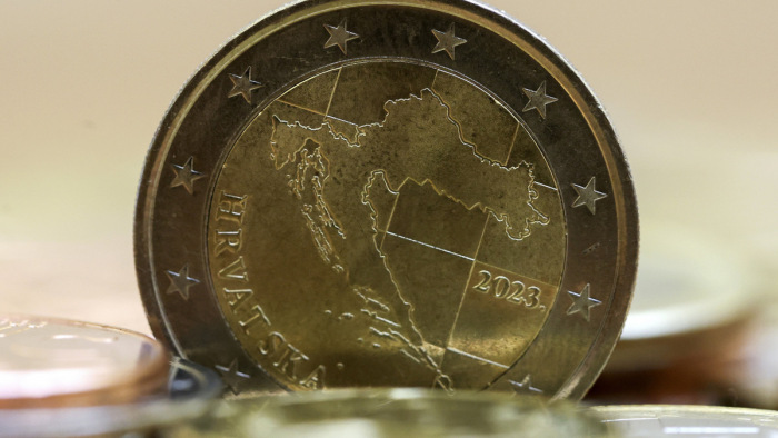 Megérkezett a horvát euró