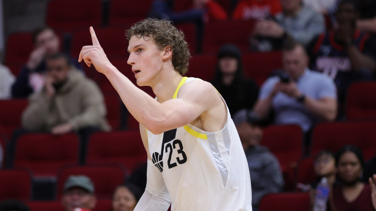 HOUSTON, TEXAS - JANUARY 05: Lauri Markkanen #23 of the Utah Jazz reacts to a basket against the Houston Rockets during the first half at Toyota Center on January 05, 2023 in Houston, Texas. NOTE TO USER: User expressly acknowledges and agrees that, by downloading and or using this photograph, User is consenting to the terms and conditions of the Getty Images License Agreement. (Photo by Carmen Mandato/Getty Images)