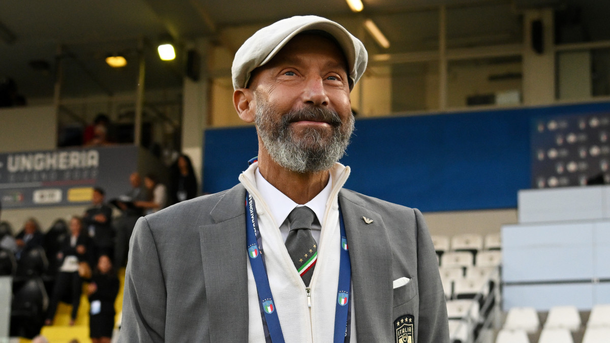 CESENA, ITALY - JUNE 07: Gianluca Vialli, Delegation Chief of Italy looks on prior to the UEFA Nations League League A Group 3 match between Italy and Hungary on June 07, 2022 in Cesena, Italy. (Photo by Claudio Villa/Getty Images)