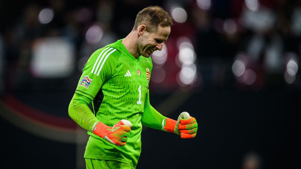 LEIPZIG, GERMANY - SEPTEMBER 23: (EDITORS  NOTE:  This  image  has  been  altered: vignette has been added.)  Goalkeeper Peter Gulacsi of Hungary celerbates during the UEFA Nations League League A Group 3 match between Germany and Hungary at Red Bull Arena on September 23, 2022 in Leipzig, Germany. (Photo by Marvin Ibo Guengoer - GES Sportfoto/Getty Images)