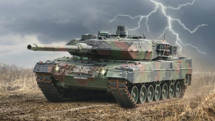 Tálas Péter: az ukránok előbb-utóbb kapnak nyugati tankokat