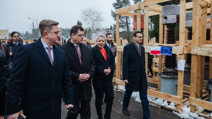 Ukrajna támogatását segítő uniós központ nyílt Lengyelországban