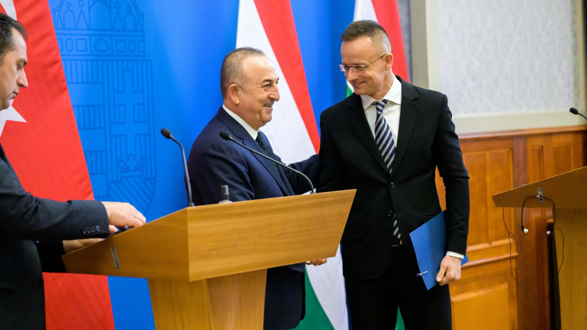 Kiemelt stratégiai partnerségi megállapodást köt Magyarország és Törökország