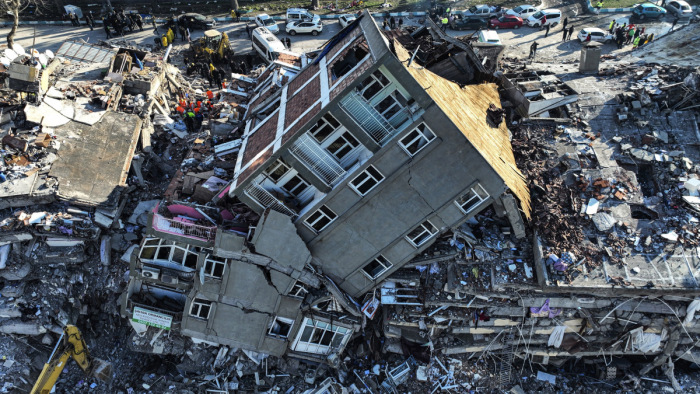 Rusvai Miklós: a földrengés után újabb pusztító csapás érkezhet