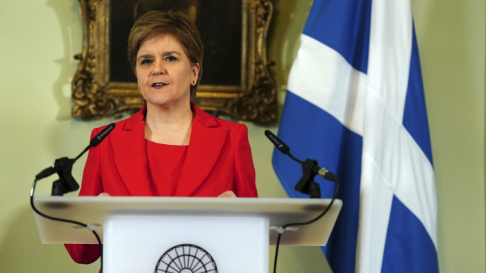 Megindokolta meglepetésszerű lemondását Skócia miniszterelnöke