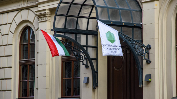 Itt a minisztériumi indoklás - Magyarország kilép a Nemzetközi Beruházási Bankból