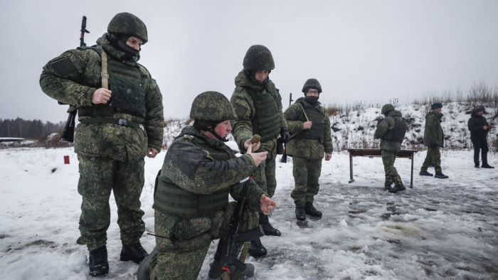 Tetemes koporsópénzt kapnak az orosz katonák
