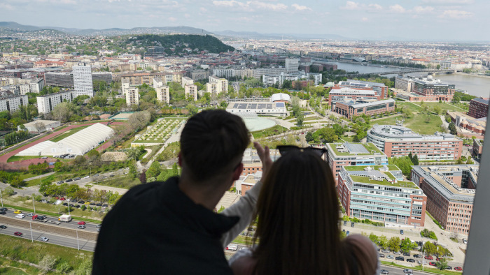 Látogatható Budapest legmagasabb épülete – jegyárak, fotók
