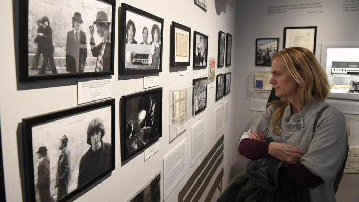 Cseh Tamás kiállítás nyílik kedden Budapesten – fotók