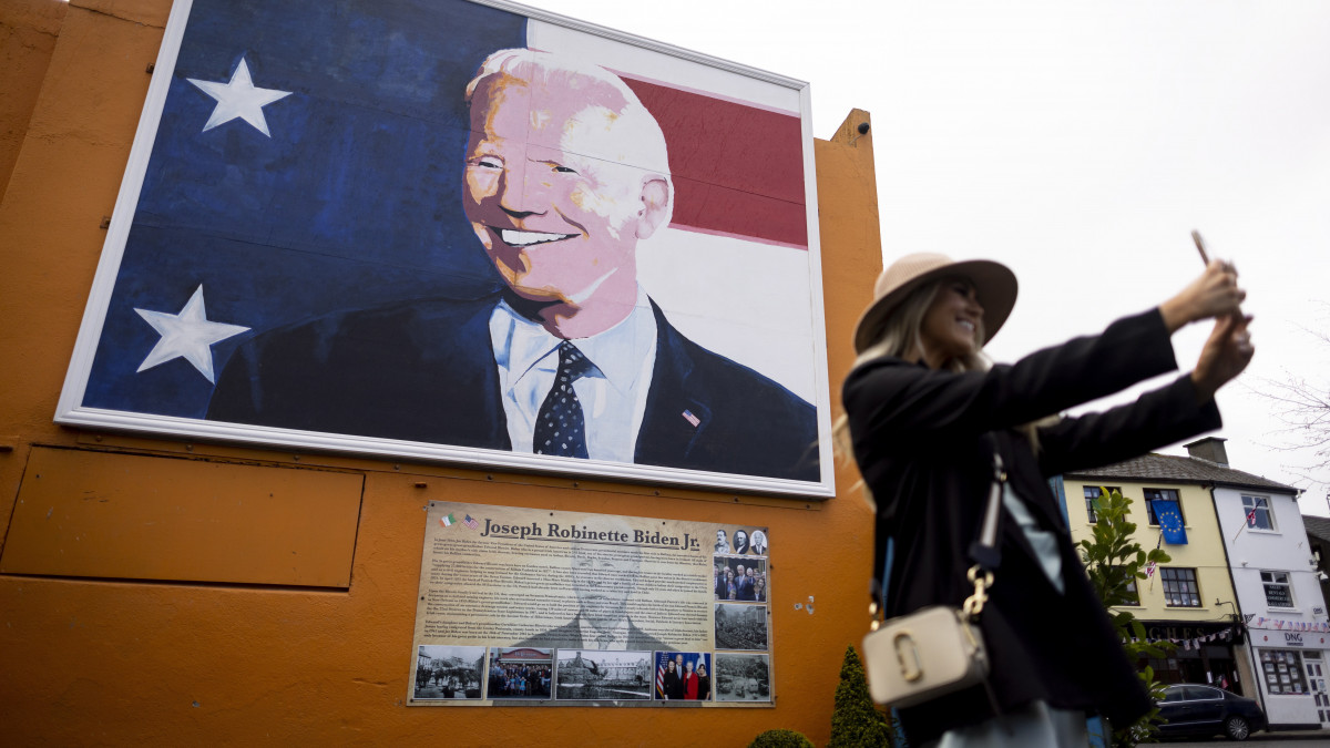 Elnökválasztás: egy európai nagyhatalom vezetője már letette Joe Biden mellett a voksát