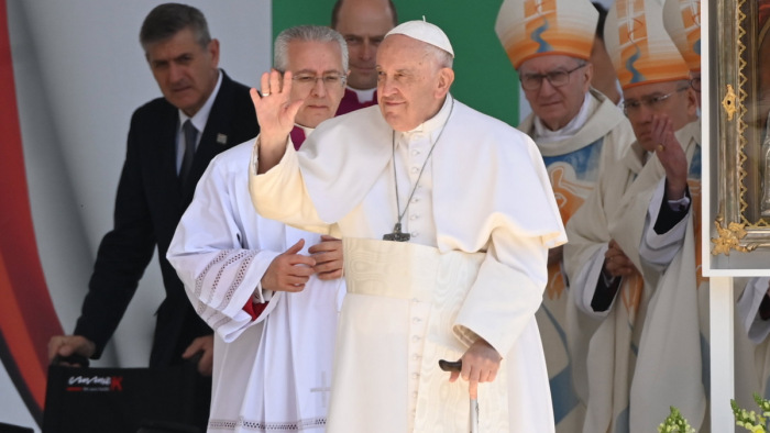 Az ölelések látogatása - vasárnap teljesedett ki a pápalátogatás üzenete