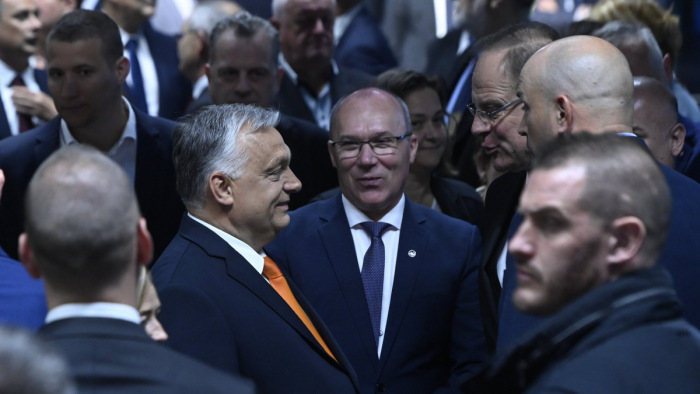 Orbán Viktor: mi végre az unió, ha nem tudja teljesíteni küldetését? – videó
