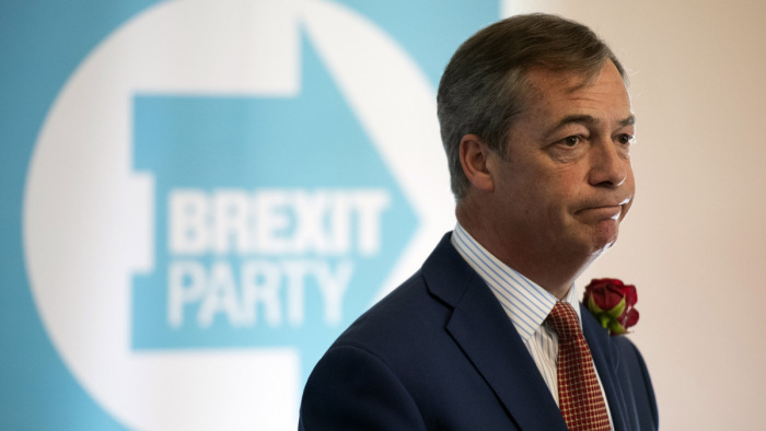Nigel Farage szerint kudarcot vallott a brexit – a toryk miatt