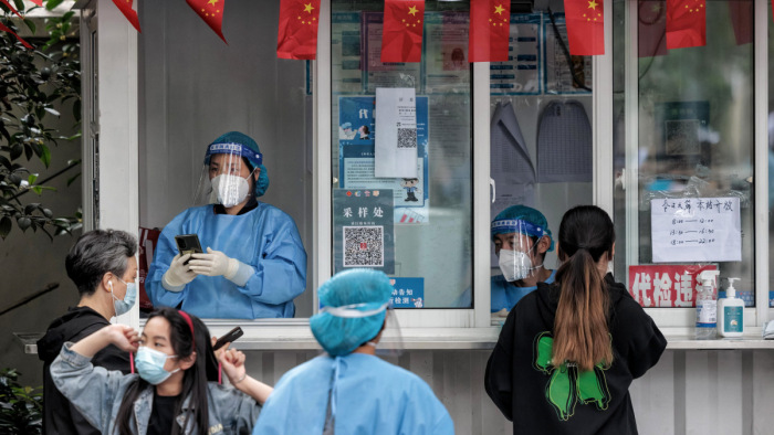 Megint durvul a Covid-helyzet Kínában: heti 65 millió új fertőzöttel számolnak