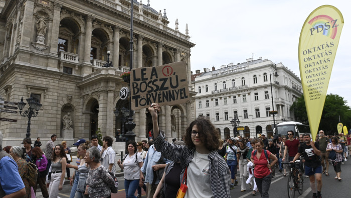 Újabb pedagógus tüntetés volt Budapesten