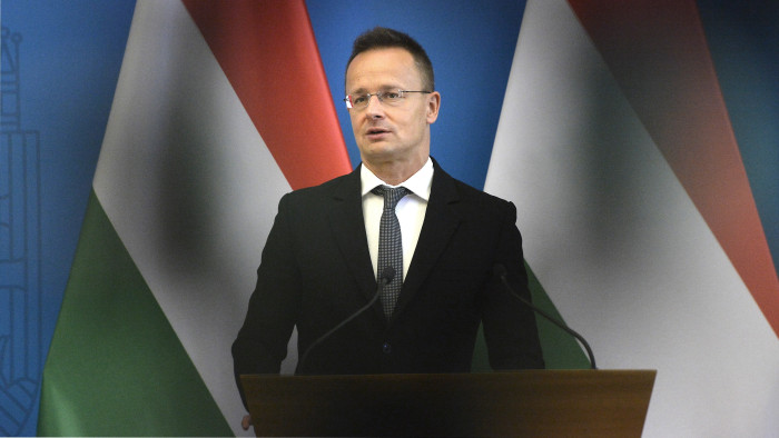 Az idei évben is növekedési pályán tartható a magyar gazdaság - közölte a külgazdasági és külügyminiszter - a nap hírei