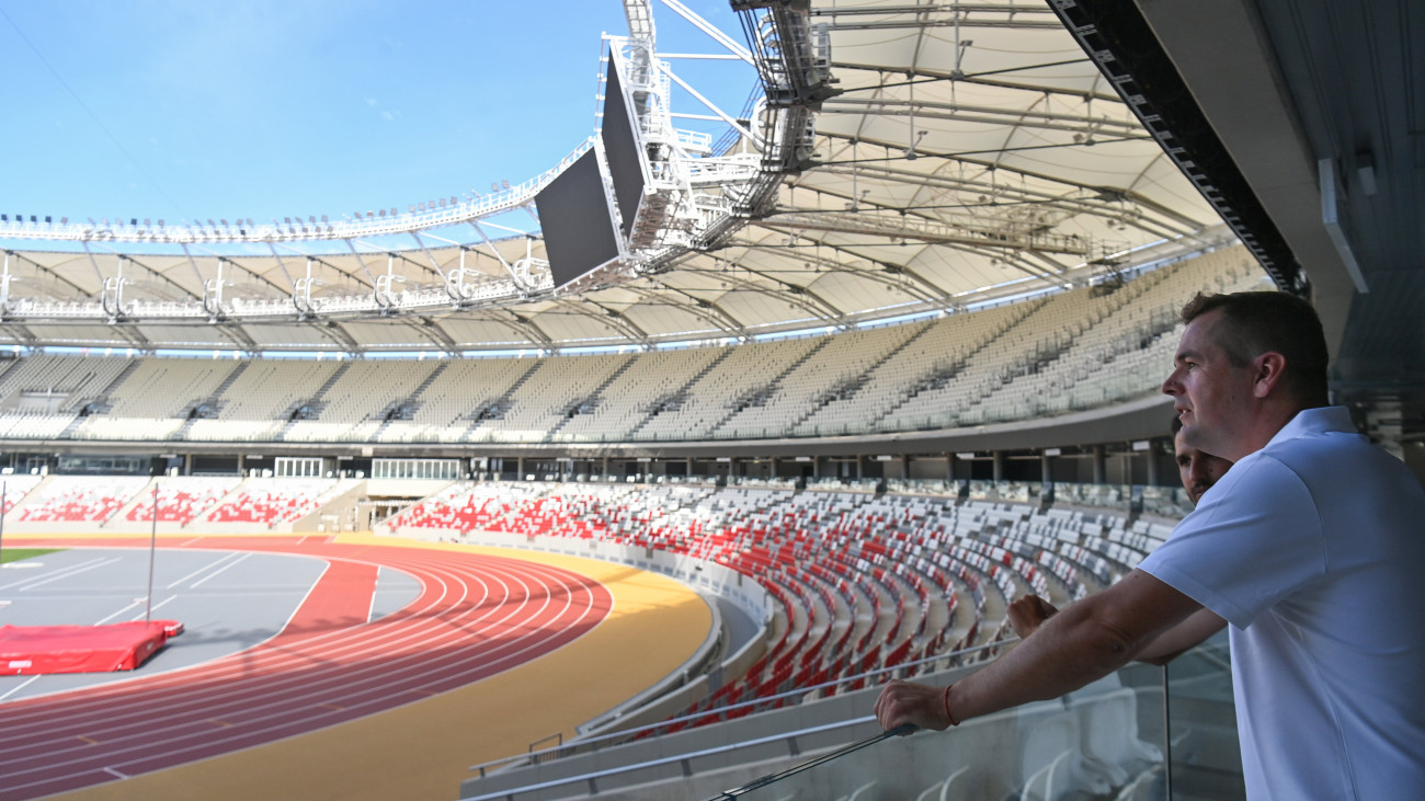Németh Balázs, az augusztus 19-én rajtoló budapesti atlétikai világbajnokságot szervező cég, a Budapest 2023 Nonprofit Zrt. vezérigazgatója a vb kezdete előtt 21 nappal tartott sajtótájékoztatóján a Nemzeti Atlétikai Központban 2023. július 29-én.