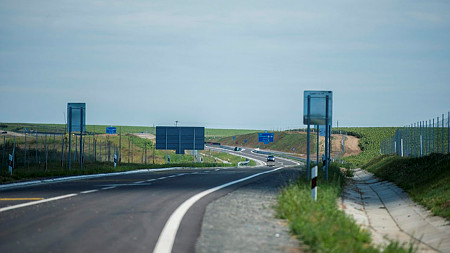 Pécs, 2015. július 31.Felhajtó az M60 autópálya meghosszabbított szakaszán 2015. július 31-én. Az autópályát az 58 sz. főúti csomóponttól 1,8 kilométerrel hosszabbították meg, így Pécs városa elkerülhető.