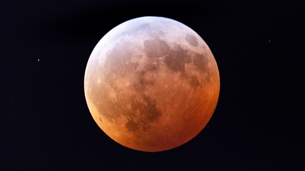 A Hold Washingtonból nézve 2019. január 20-án, amikor teljes holdfogyatkozás következik be.