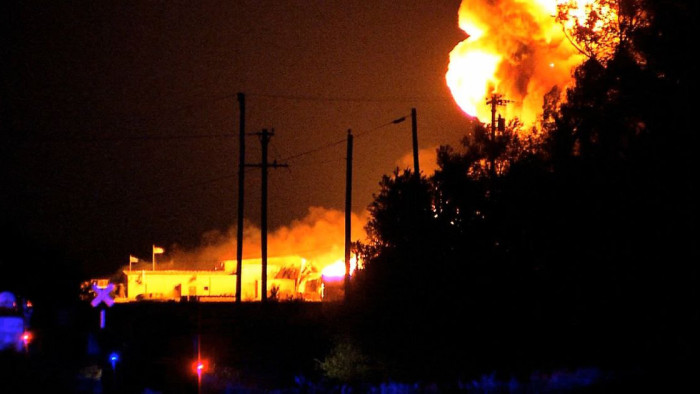Halálos áldozatai is vannak az egyik orosz olajmezőn történt robbanásnak