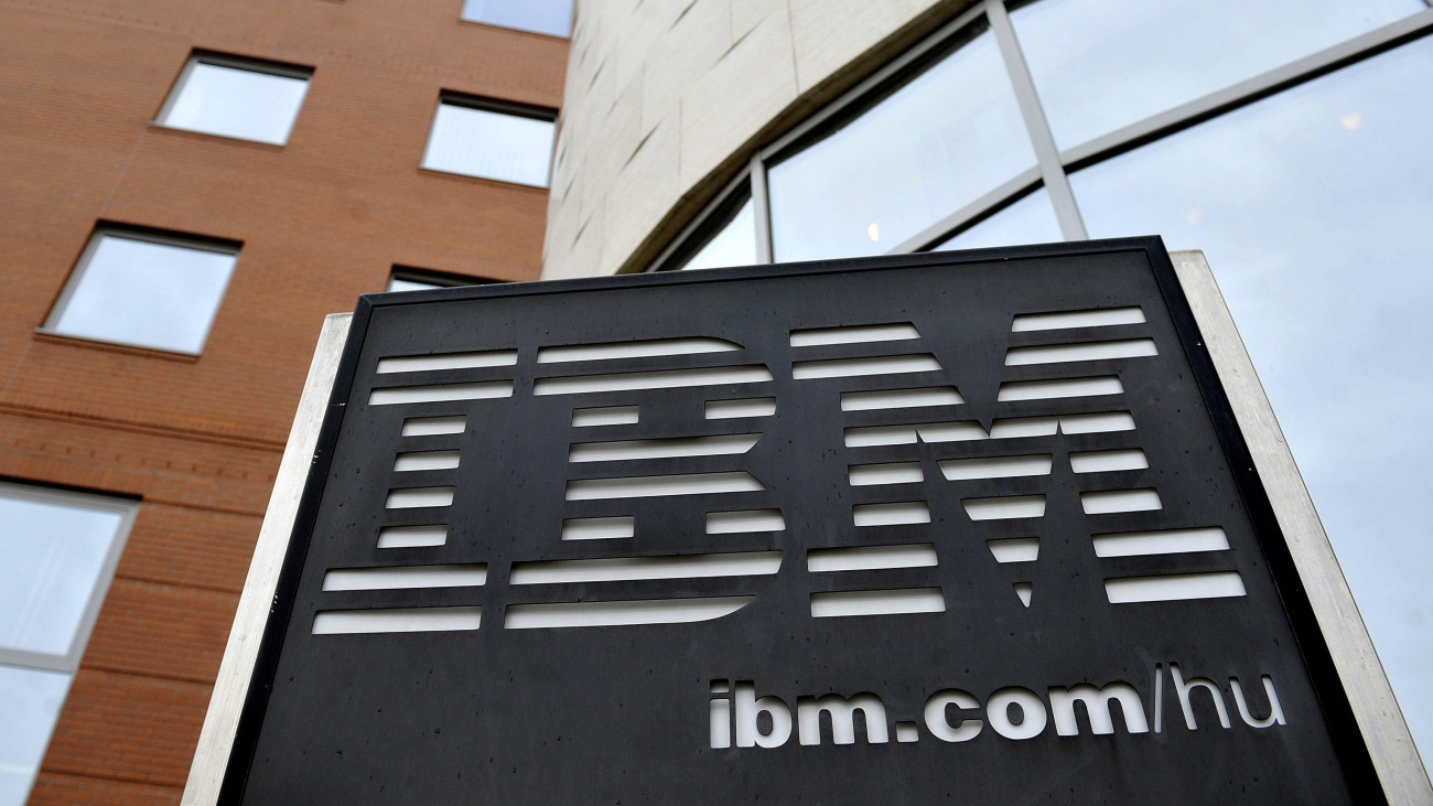 Az IBM Magyarország Kft. hazai központjának épülete a XI. kerület Neumann János utcában 2013. március 7-én. A magyar kormány és az IBM Magyarország Kft. stratégiai megállapodást kötött 2013 januárjában.
