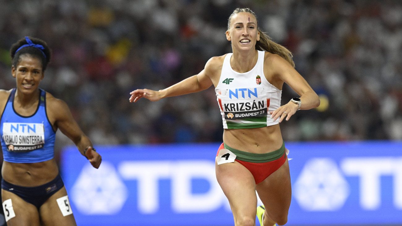 Krizsán Xénia a női hétpróba 200 méteres síkfutás számában a budapesti atlétikai világbajnokságon a Nemzeti Atlétikai Központban 2023. augusztus 19-én.