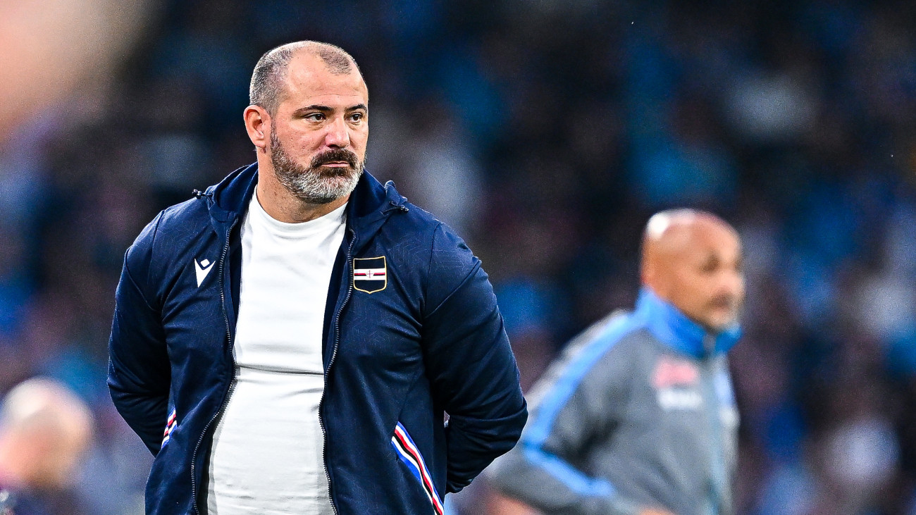 NAPLES, ITALY - JUNE 4: Dejan Stankovic, head coach of Sampdoria (L), looks on during the Serie A match between SSC Napoli and UC Sampdoria at Stadio Diego Armando Maradona on June 4, 2023 in Naples, Italy. (Photo by Simone Arveda/Getty Images)
