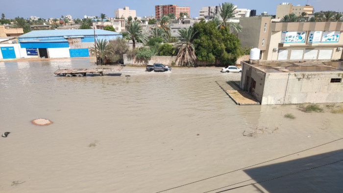 Több mint kétezer halálos áldozata van a Líbiát letaroló viharnak