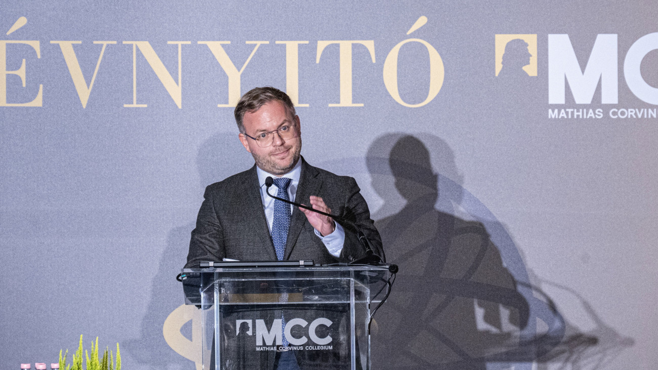 MCC-évnyitó: a magyarok legyenek érdekesek, eredetiek, tehetségesek