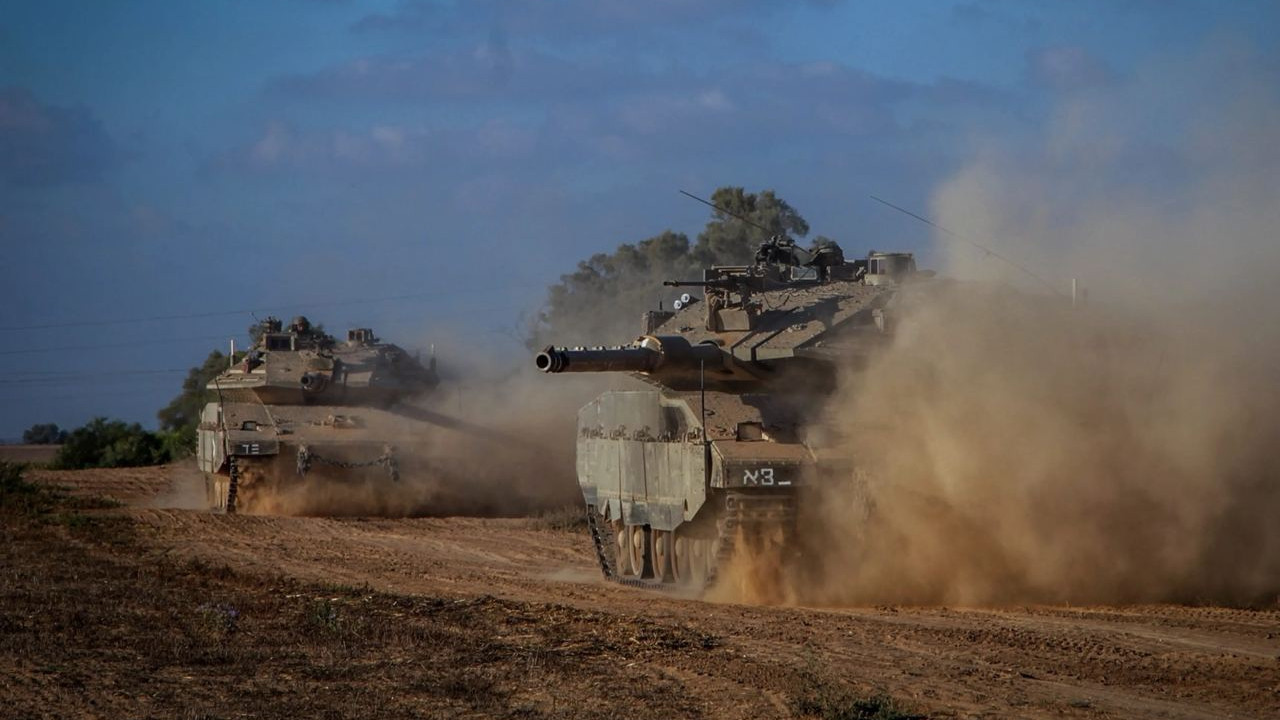 Izraeli Merkava tankok. Forrás: X / Nexta