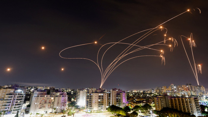 Az USA légvédelmi rakétákat is küld Izraelbe
