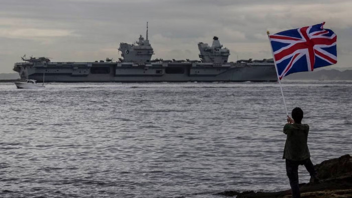 London: brit hadihajók és harcirepülők tartanak Izrael felé
