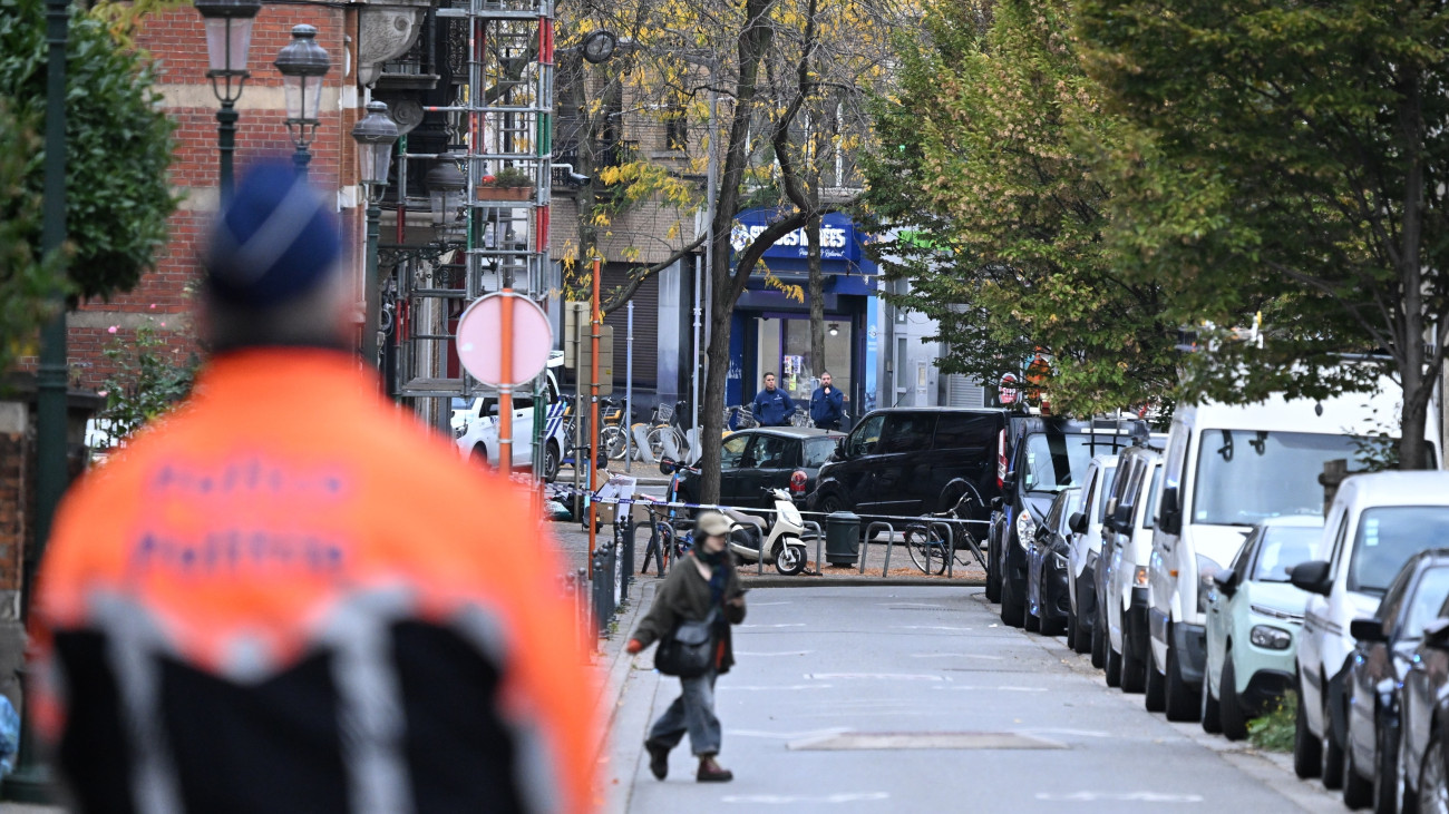 BRUSSELS, BELGIUM - OCTOBER 17: A view from the scene where Belgian police arrest gunman kills 2 Swedish nationals in Brussels, Belgium on October 17, 2023. The shooting took place around 19.15 pm local time (1715GMT) near Place Sainctelette and Avenue Ninth Linielette, according to broadcaster VRT. (Photo by Dursun Aydemir/Anadolu via Getty Images)