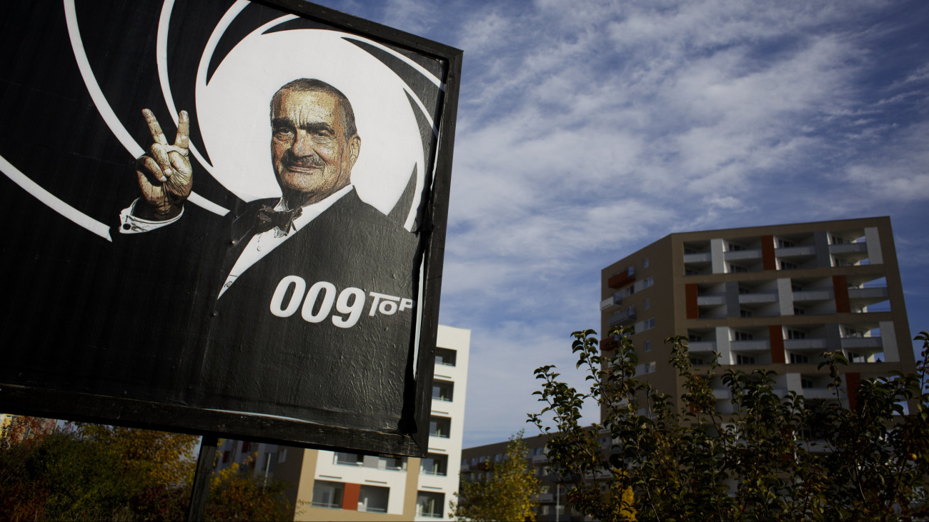 PRAGUE, CZECH REPUBLIC - OCTOBER 14:  The pre-election campaign poster of TOP09 Party Chairman Karel Schwarzenberg is displayed on October 14, 2013 in Prague, Czech Republic. Early Czech parliamentary elections will be held on October 25 and 26.  (Photo by Matej Divizna/Getty Images)