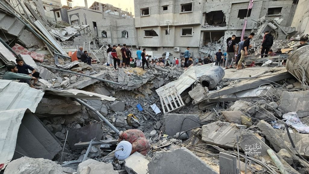 A gázai Dzsabalija menekülttábor az szombati izraeli légicsapások után. Forrás: X / War Monitor