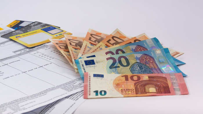 Új évben legyen végre új pénz: az euró bevezetését sürgette az elnök Csehországban
