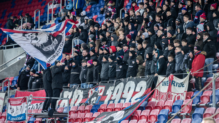 Minősíthetetlen stílus, fenyegetések – szurkolóinak üzent a Fehérvár focicsapata