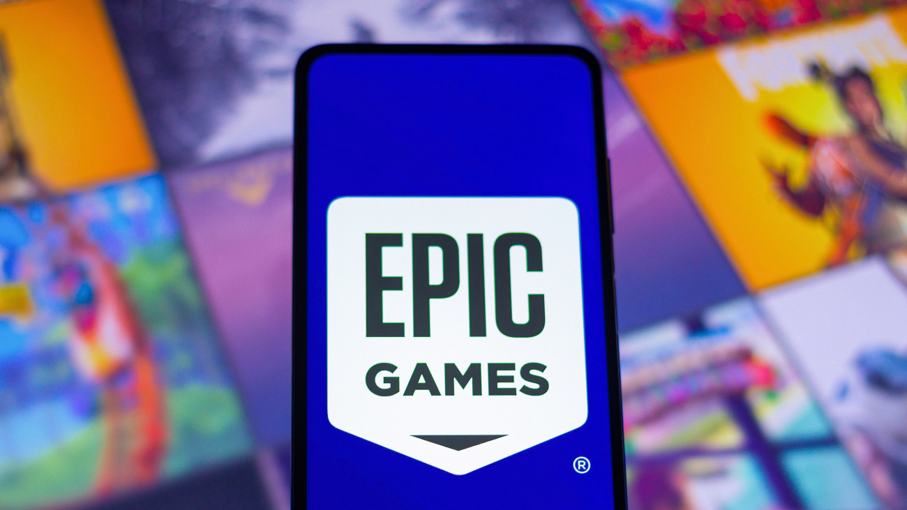 BRAZIL - 2022/04/26: In this photo illustration, the Epic Games logo seen displayed on a smartphone. (Photo Illustration by Rafael Henrique/SOPA Images/LightRocket via Getty Images)