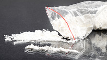 Kokain, „meth” és euró a buszban – videó