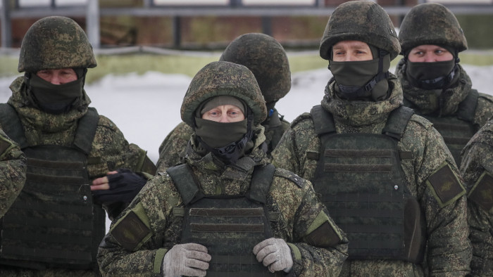 „Kénytelenek vagyunk rabolni, mert nem kapunk ellátást” – megszólaltak orosz katonák
