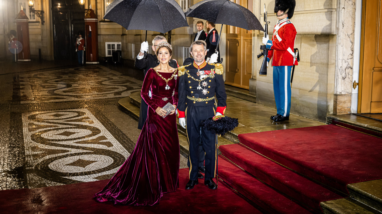 COPENHAGEN, DENMARK - JANUARY 1: Crown Princess Mary of Denmark and Crown Prince Frederik of Denmark arrive at Amalienborg Palace for the traditional new year reception on January 1, 2024 in Copenhagen, Denmark. (Photo by Patrick van Katwijk/Getty Images)